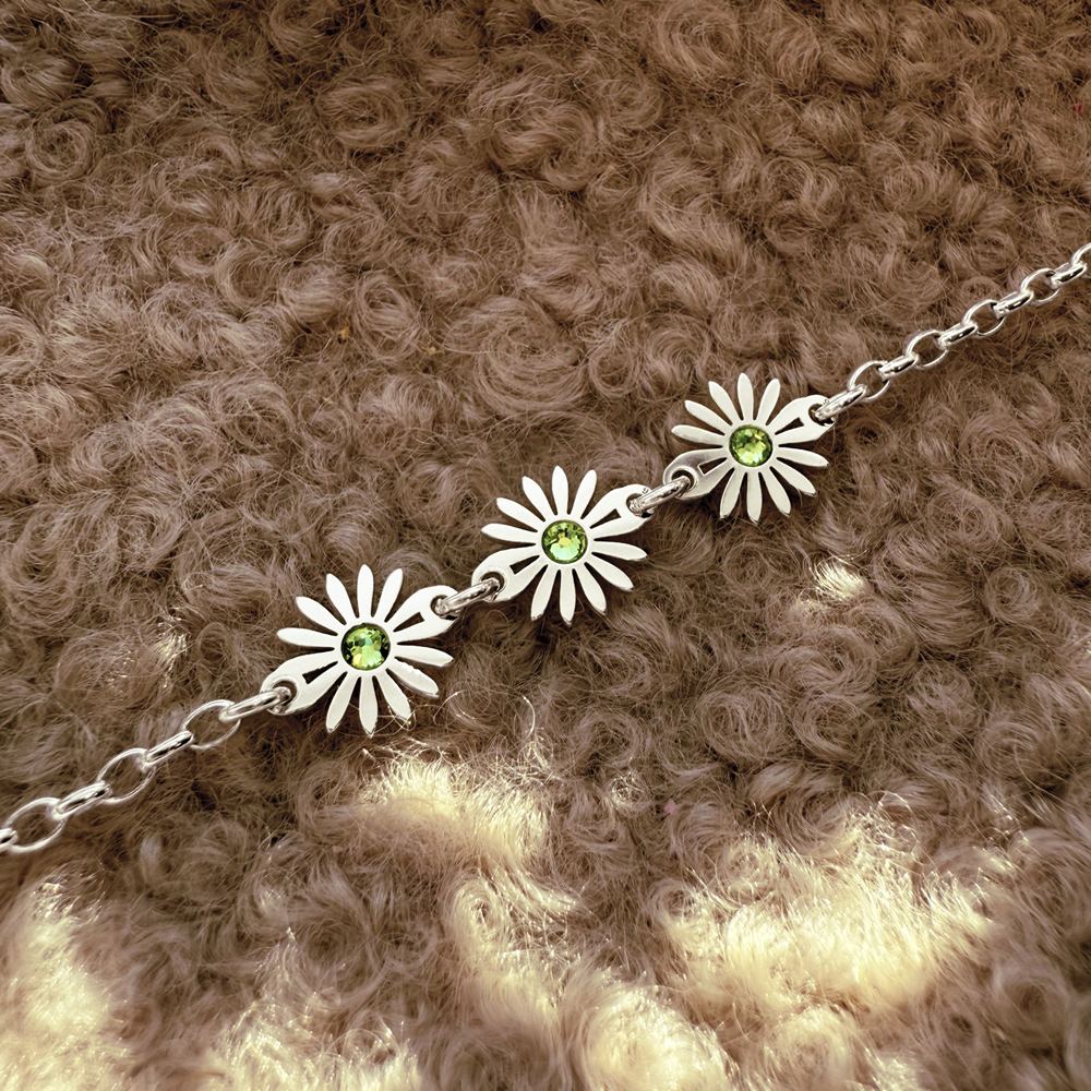 Armband mit drei Gänseblümchen mit Geburtssteinen