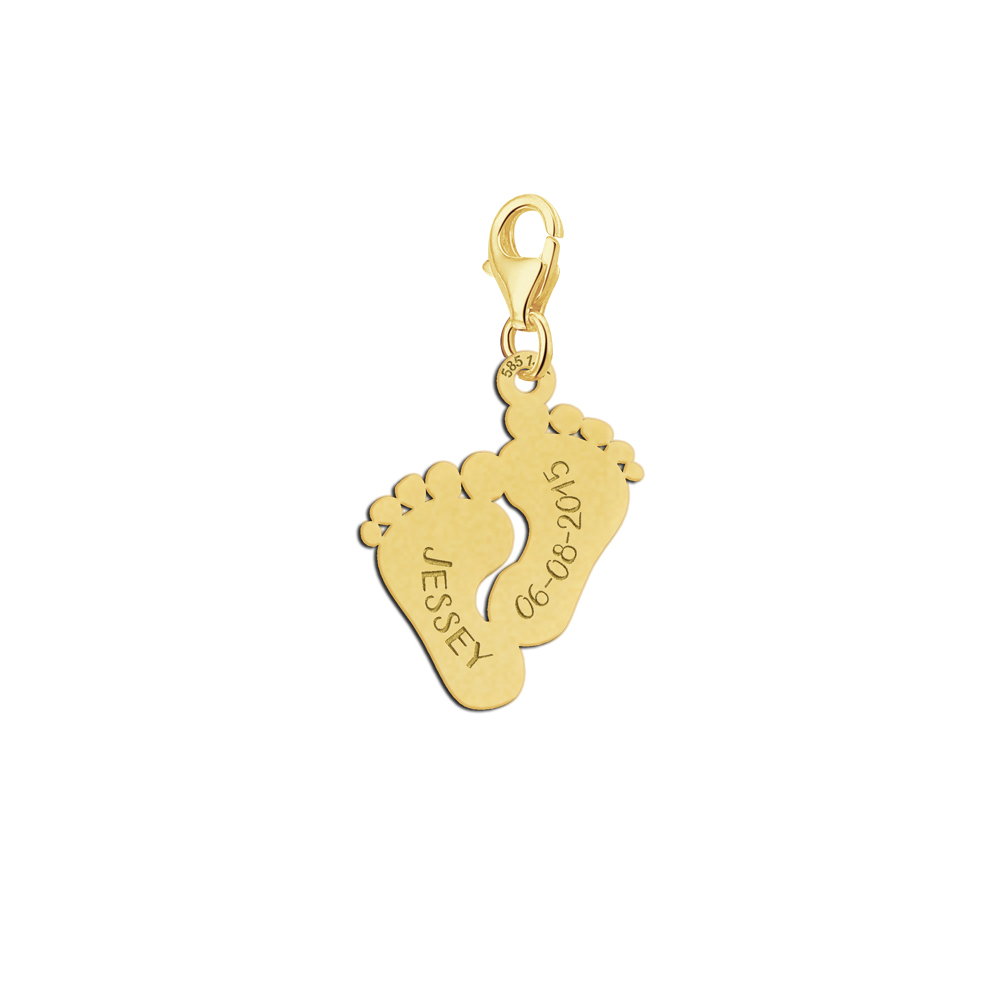 Goldener Babyfuss-Charm mit Namen und Datum