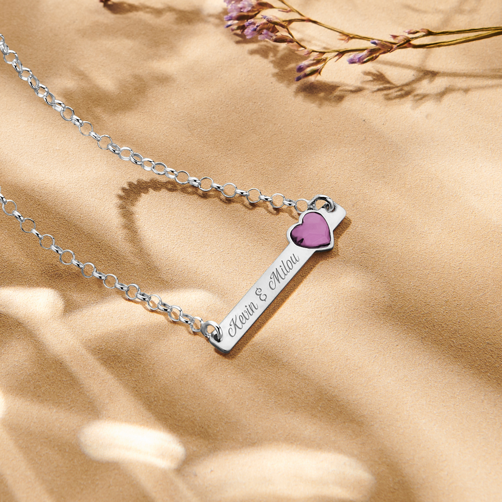 Silberne Bar Kette mit Herzstein