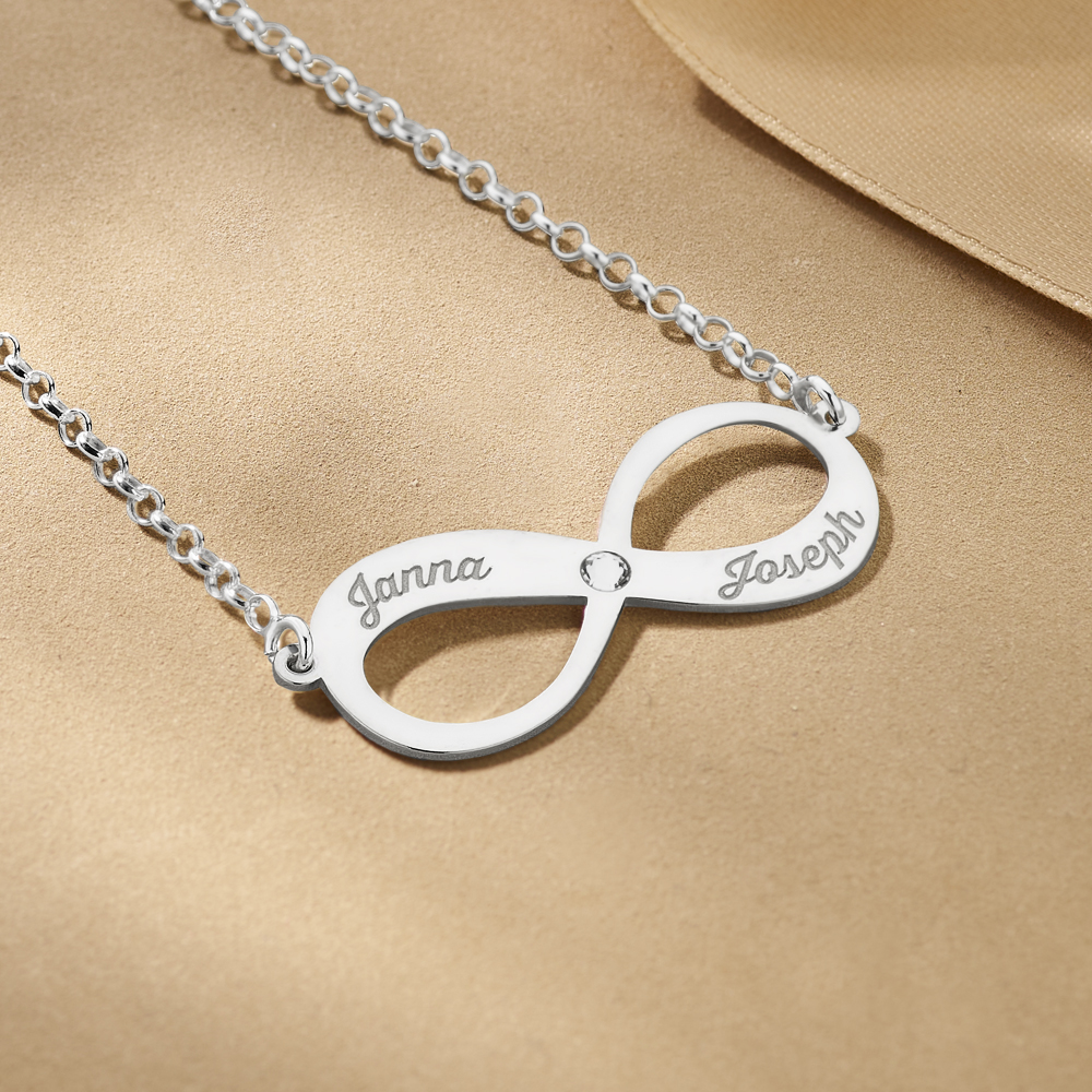 Silber Unendlichkeit Kette mit Namen - Zirkonia