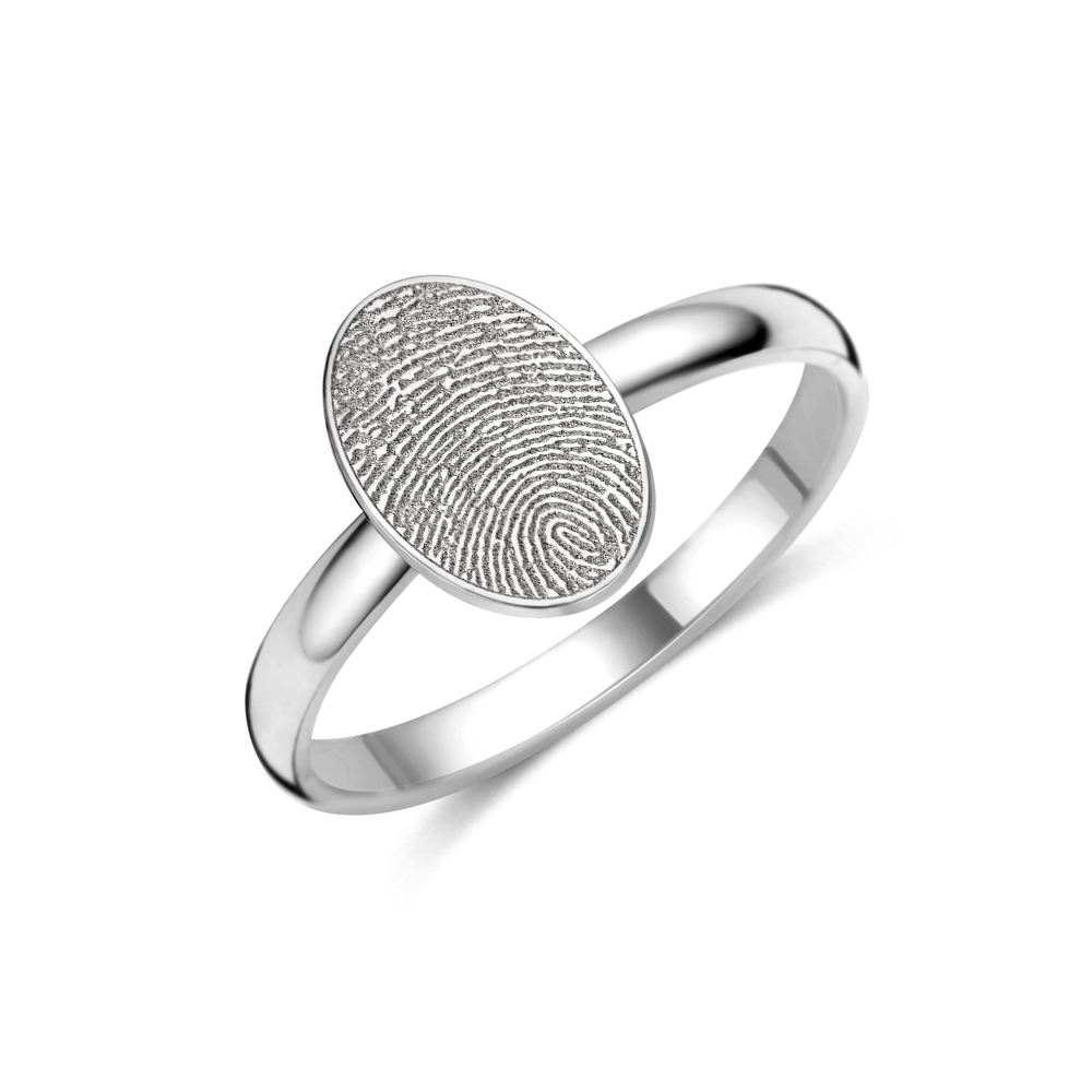 Silberring mit Oval und Fingerabdruck